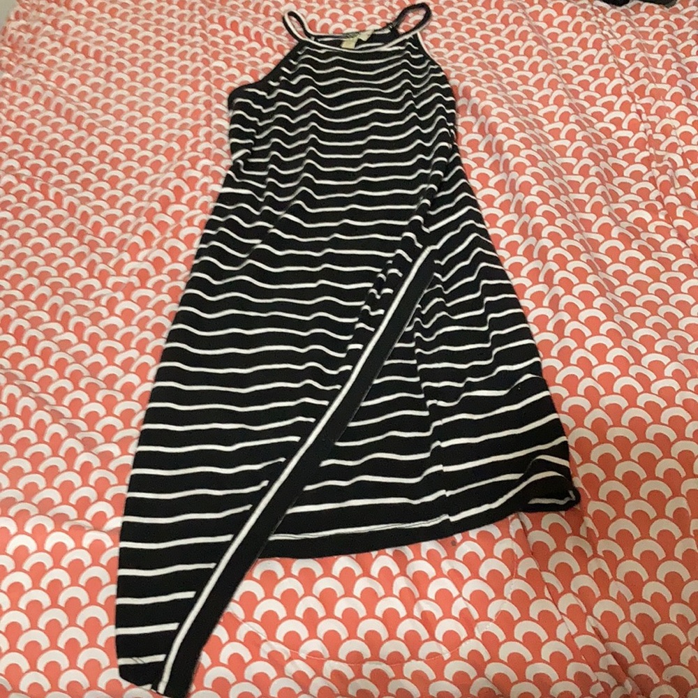 Stretchy, comfortable dress!